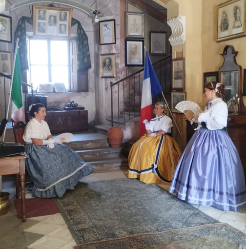 Spari di cannone e abiti d’epoca, a Cavaglià rivive il Risorgimento (foto del Comune di Cavaglià) Spari di cannone e abiti d’epoca, a Cavaglià rivive il Risorgimento (foto del Comune di Cavaglià)