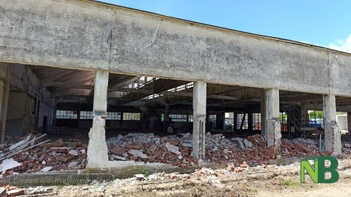 Nuova scuola agroalimentare a Biella: procedono i lavori nell’area, demolita l'ex officina foto Mattia Baù per newsbiella.it Nuova scuola agroalimentare a Biella: procedono i lavori nell’area, demolita l'ex officina foto Mattia Baù per newsbiella.it