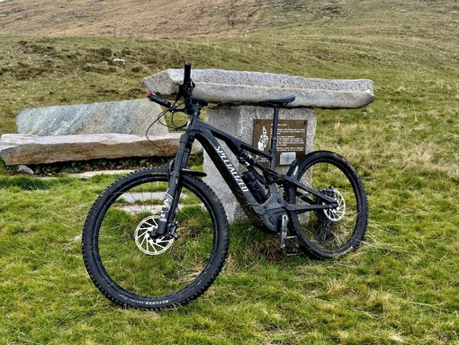 Tra gli alpeggi biellesi in eBike: un classico giro di montagna tra Muanda, Burcina e Sette Fontane Tra gli alpeggi biellesi in eBike: un classico giro di montagna tra Muanda, Burcina e Sette Fontane