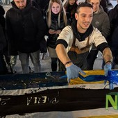 Il cioccolato conquista Biella, visitatori in piazza Duomo per ChocoMoments (foto di Davide Finatti per newsbiella.it)