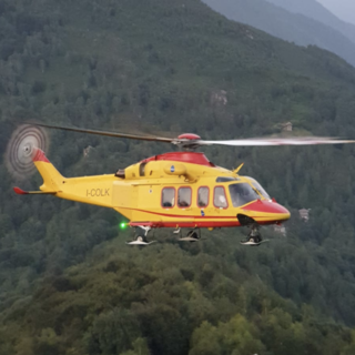 Incidente sul lago d'Orta, scontro tra un motoscafo e un Sup: ferito un turista (foto di repertorio)