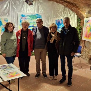 L’emozione del colore, quasi mille visitatori a Candelo per la mostra di Wilma Camatti L’emozione del colore, quasi mille visitatori a Candelo per la mostra di Wilma Camatti