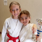 Dragon's Karate Giovani promesse, nella foto Lorenzonetto Zoe e Pacchielle Eleonora Dragon's Karate Giovani promesse, nella foto Lorenzonetto Zoe e Pacchielle Eleonora