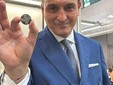 Barolo e Cioccolato del Piemonte nella nuova moneta della Zecca dello Stato FOTO e VIDEO Barolo e Cioccolato del Piemonte nella nuova moneta della Zecca dello Stato FOTO e VIDEO