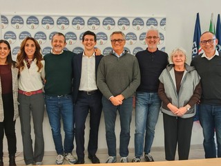 Fratelli d’Italia accoglie Riccardo Leonesi: "Un ingresso che arricchisce il partito e rafforza il centrodestra biellese" Fratelli d’Italia accoglie Riccardo Leonesi: "Un ingresso che arricchisce il partito e rafforza il centrodestra biellese"