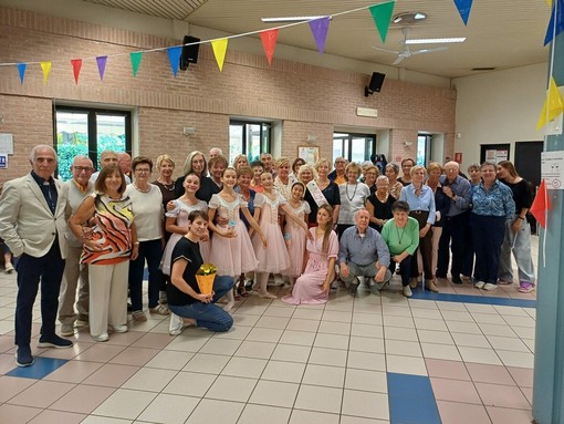 A Biella una festa dei nonni all’insegna dell’emozione, della musica e della solidarietà A Biella una festa dei nonni all’insegna dell’emozione, della musica e della solidarietà