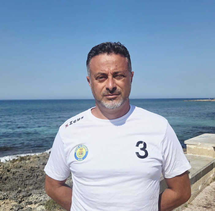 Il Città di Cossato sbarca nel Calcio a 5: iscrizione al campionato di Serie D - Mister Davide Romano Il Città di Cossato sbarca nel Calcio a 5: iscrizione al campionato di Serie D - Mister Davide Romano