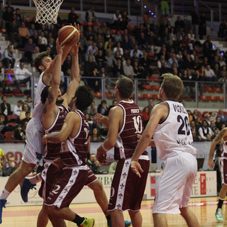 Basket - Biella affronta Ferentino per un posto ai play off