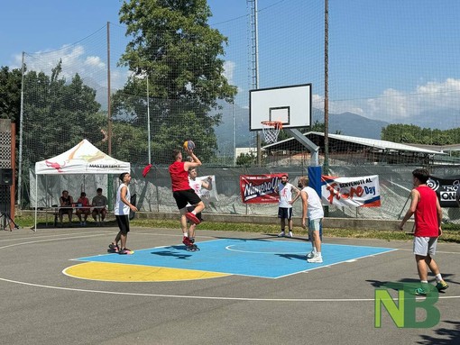 Ponderano celebra il Fiore Day tra sport, musica e spirito di comunità (servizio di Davide Finatti per newsbiella.it)