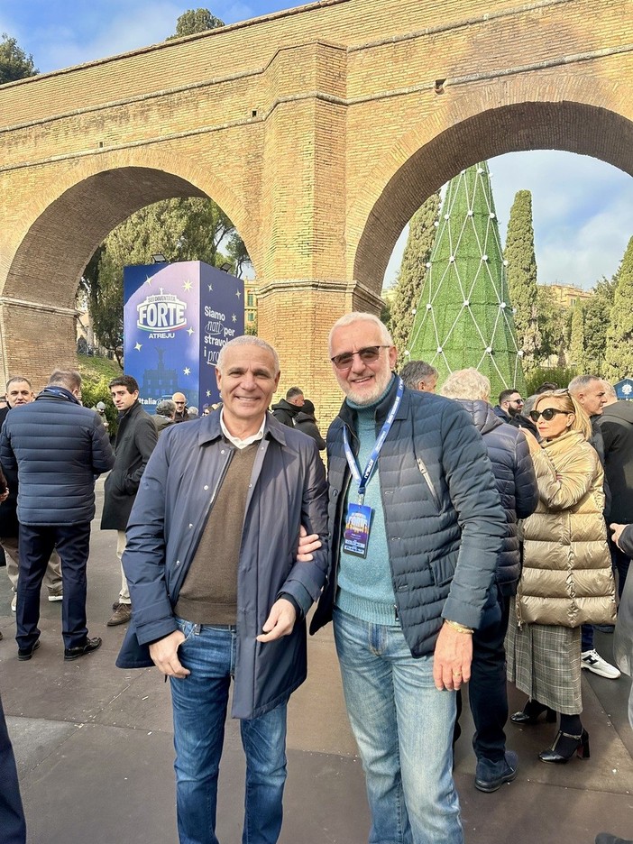 Franceschini e Paraggio ad Atreju: “Da Biella a Roma, per portare la voce del territorio e difendere i nostri valori” Franceschini e Paraggio ad Atreju: “Da Biella a Roma, per portare la voce del territorio e difendere i nostri valori”