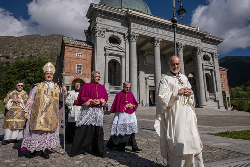 A Oropa la festa delle Basiliche, Farinella: "Nessuna preghiera resta inascoltata” (© Diocesi di Biella – Lorenzo Iorfino)