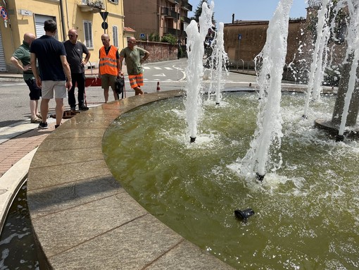 Tollegno, il Comune valuta gestione e costi della fontana di Piazza Dante