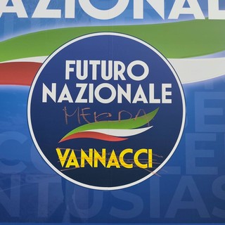 Futuro Nazionale, scritte ingiuriose fuori dalla sede, Dellarovere: "Gesto vile e codardo ma continueremo a lavorare a testa alta" Futuro Nazionale, scritte ingiuriose fuori dalla sede, Dellarovere: "Gesto vile e codardo ma continueremo a lavorare a testa alta"