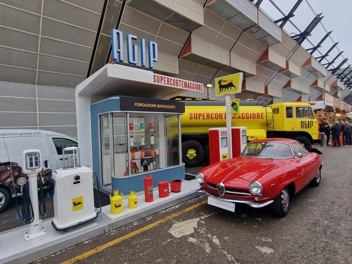 Fondazione Marazzato ad "Auto e modo d'epoca" per parlare della storia del trasporto passeggeri Fondazione Marazzato ad "Auto e modo d'epoca" per parlare della storia del trasporto passeggeri