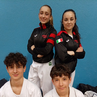 Dragon's Karate, ultime medaglie 2025, bronzo nazionale, nella foto in alto da sinistra: Zoccola Lisa, Roberto Sara, in basso a sinistra Tortelli Francesco, Lorenzonetto Marco.