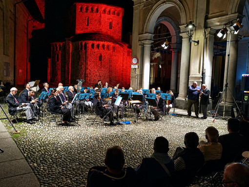 La Filarmonica Viveronese lo scorso anno a Musica in piazza La Filarmonica Viveronese lo scorso anno a Musica in piazza