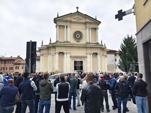 A Occhieppo Superiore l’ultimo addio a Denis Trabbia A Occhieppo Superiore l’ultimo addio a Denis Trabbia