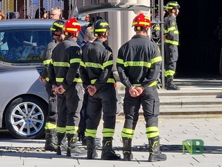 Biella, l’ultimo saluto in Duomo al Vigile del Fuoco Claudio Nardi Biella, l’ultimo saluto in Duomo al Vigile del Fuoco Claudio Nardi