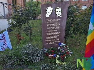 Biella, 24 aprile: omaggio alle donne della Resistenza nel piazzale della Provincia FOTO Nicola Rasolo per newsbiella.it