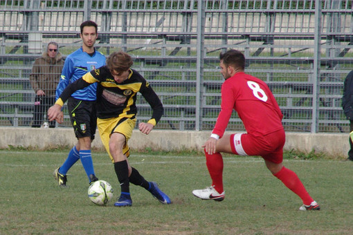 Calcio: Seconda Categoria in campo, derby in Prima Gaglianico-Cossato
