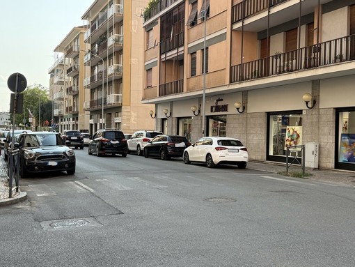 Biella, Corso Risorgimento e Via Tripoli, un lettore: "Attraversamenti pedonali quasi invisibili"