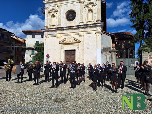 Grande interesse a Masserano per il Festival delle Bande tra concerti e sfilate nel borgo a suon di musica FOTO