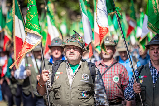 Pollone ricorda gli Alpini: Fotoclub Biella inaugura la mostra “Vivere l’Adunata” Pollone ricorda gli Alpini: Fotoclub Biella inaugura la mostra “Vivere l’Adunata”