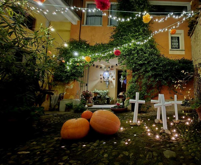 Graglia festeggia Halloween: il paese tra zucche, dolcetti e spettacoli Graglia festeggia Halloween: il paese tra zucche, dolcetti e spettacoli