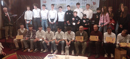 Claudio Chiappucci e gli ex Bellini, Bombini e Lunghi tra gli ospiti al  “Pranzo degli Auguri” di UCAB