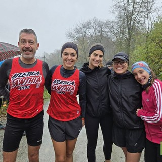 A Roppolo si corre nonostante il maltempo, Biazzetti e Diaferia sono primi a “Su e Giù per Morzano” (servizio di Giacomo Chiarini per newsbiella.it)