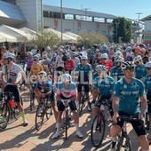 Ciclismo, è partita la Granfondo Biella-Oropa: 350 iscritti al via - Servizio di Massimo Giacobbe
