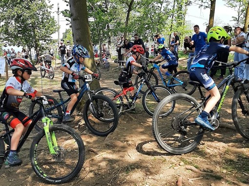 Giovani e MTB, a Castelletto Cervo vince la passione di ripartire FOTO