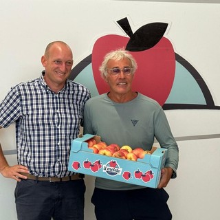 Al Meleto di Cascina Imperolo un cliente d’eccezione: Massimo Giletti Al Meleto di Cascina Imperolo un cliente d’eccezione: Massimo Giletti