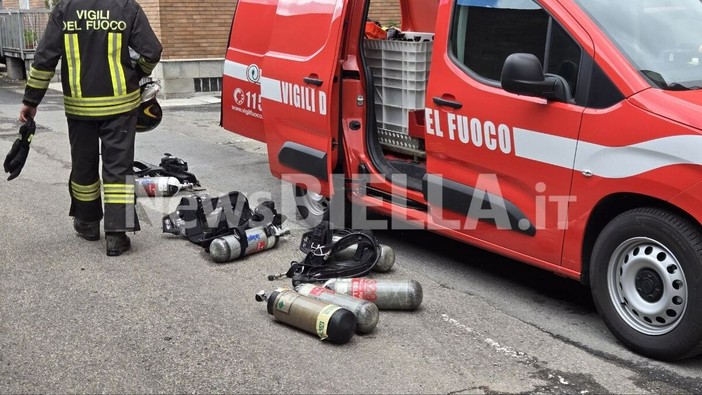 Incendio a Gaglianico, diversi alloggi non agibili FOTO e VIDEO Giacomo Chiarini Incendio a Gaglianico, diversi alloggi non agibili FOTO e VIDEO Giacomo Chiarini