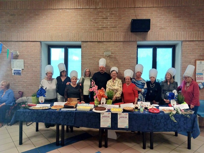 Biella, una festa di auguri all’insegna della convivialità e dell’incontro tra generazioni