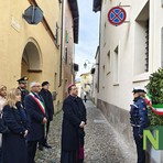 Giorno della Memoria, Biella non dimentica: al Piazzo una corona alla stele delle vittime della Shoah - Foto Gilberto Caon