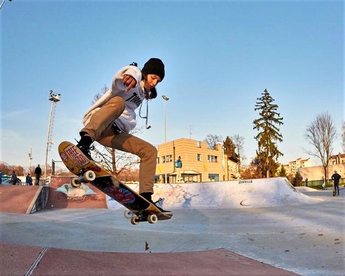 hiorgia skateboard