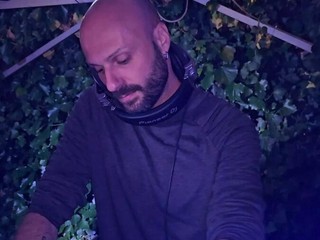 Riapre il Galileo: il cuore pulsante della movida biellese torna a battere più forte che mai!