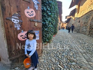 Halloween al Ricetto di Candelo, un pomeriggio di giochi e animazione per i bambini FOTO e VIDEO Angela Lobefaro per newsbiella.it