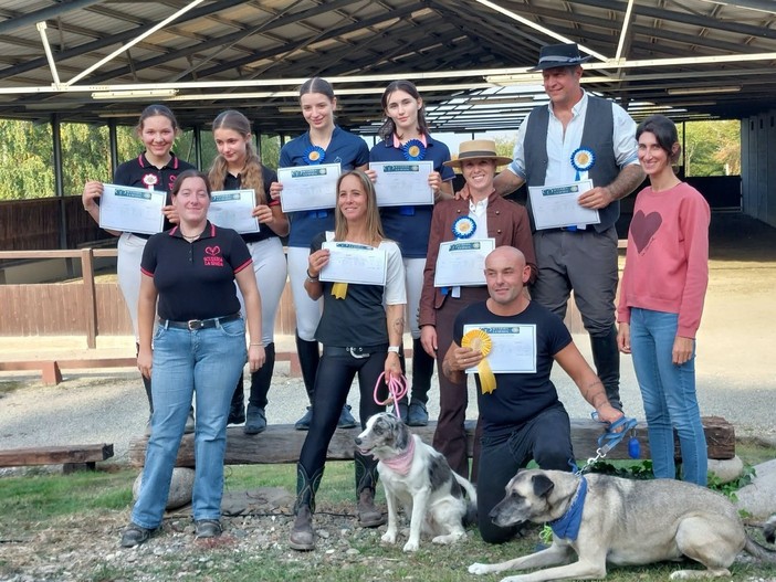 Un successo tra sorrisi, emozioni e spettacolo: grande festa per la Gara Sociale alla Scuderia La Spada Un successo tra sorrisi, emozioni e spettacolo: grande festa per la Gara Sociale alla Scuderia La Spada