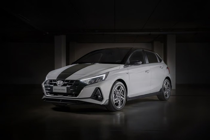 Hyundai i20 N Line Carbon Edition quando la compatta sportiva diventa una scelta di stile