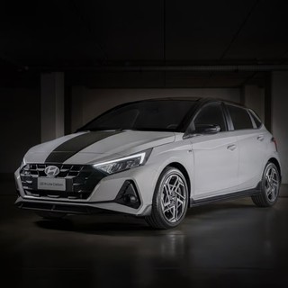 Hyundai i20 N Line Carbon Edition quando la compatta sportiva diventa una scelta di stile Hyundai i20 N Line Carbon Edition quando la compatta sportiva diventa una scelta di stile