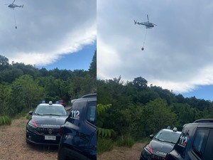 Incendio boschivo tra Curino e Sostegno, proseguono le operazioni di spegnimento