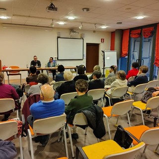 Benessere donna, dalla giovinezza alla menopausa: a Valdilana nutrito interesse e partecipazione (foto dalla pagina Facebook di Comune di Valdilana)