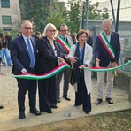 A Cerrione si inaugura il campetto dedicato a Lella Lombardi, premiati anche gli studenti più meritevoli FOTO