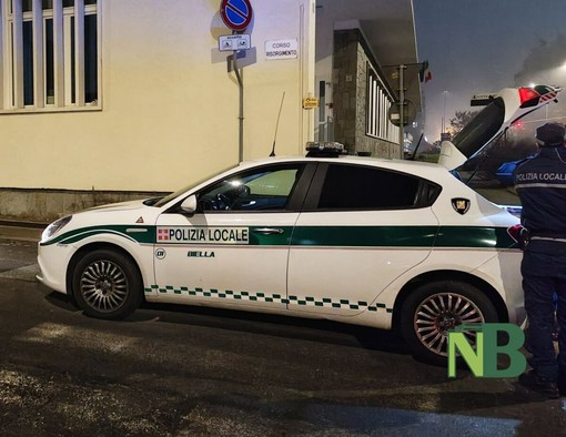 Biella, scontro auto-motorino all'incrocio: giovane in ospedale Biella, scontro auto-motorino all'incrocio: giovane in ospedale
