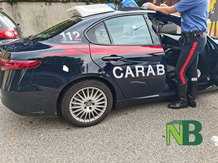 Biella, scontro tra auto, una delle due si allontana