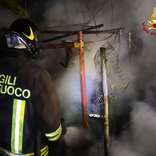 Quadro elettrico in fiamme nel garage, a Quaregna Cerreto arrivano i Vigili del Fuoco (foto di repertorio) Quadro elettrico in fiamme nel garage, a Quaregna Cerreto arrivano i Vigili del Fuoco (foto di repertorio)