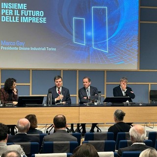 L’auto non sarà più lei: a Torino il cambiamento arriva anche con i soldi di Cassa Depositi e Prestiti