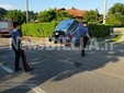 Valdengo, auto fuori strada contro una recinzione FOTO e VIDEO Mauro benedetti per newsbiella.it
